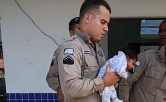 Policiais Militares salvam bebê engasgado na região do extremo sul